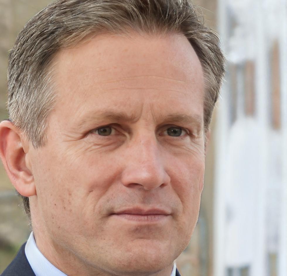 Portrait von Expertin für Finanzmanagement und Unternehmenskommunikation